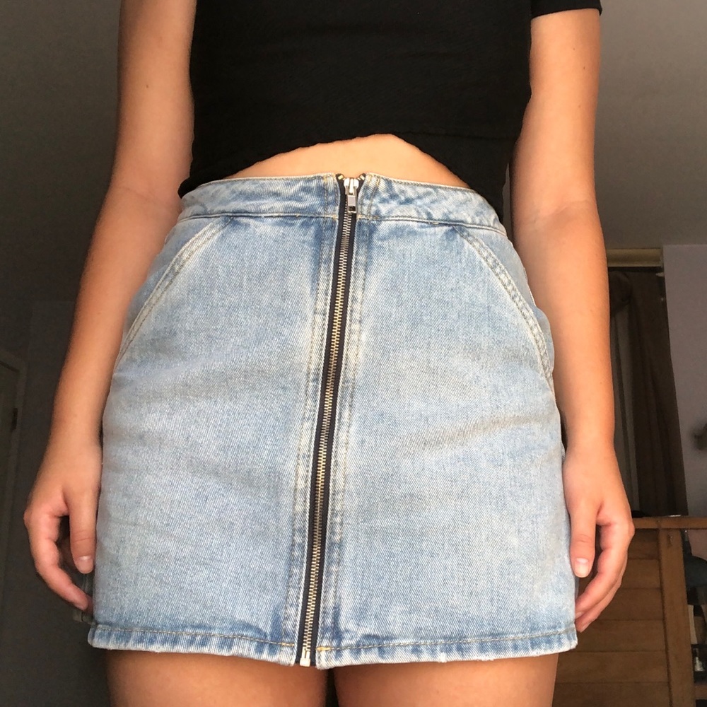 kendall and kylie denim zip-up skirt